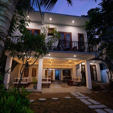 Light House Beach Home Matara Eksteriør billede